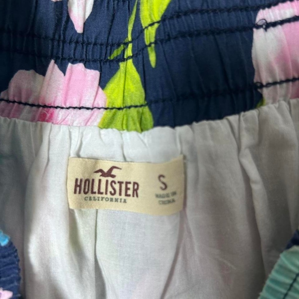 HOLLISTER Short Skirt Small Tropical Hawaiian Blue Floral Lined 100% Cotton Y2K - Picture 3 of 3